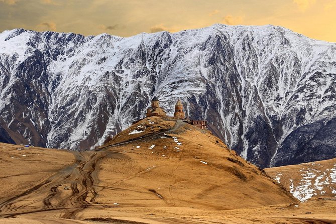 Virtual tour to Georgia - Uplistsikhe: Rock and Ruins for When You Want History Flavor